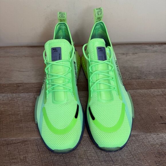 Adidas Originals Mens NMD_R1 Spectoo Sz 11.5 Sneakers shoes GZ9263 Signal green - Picture 4 of 8